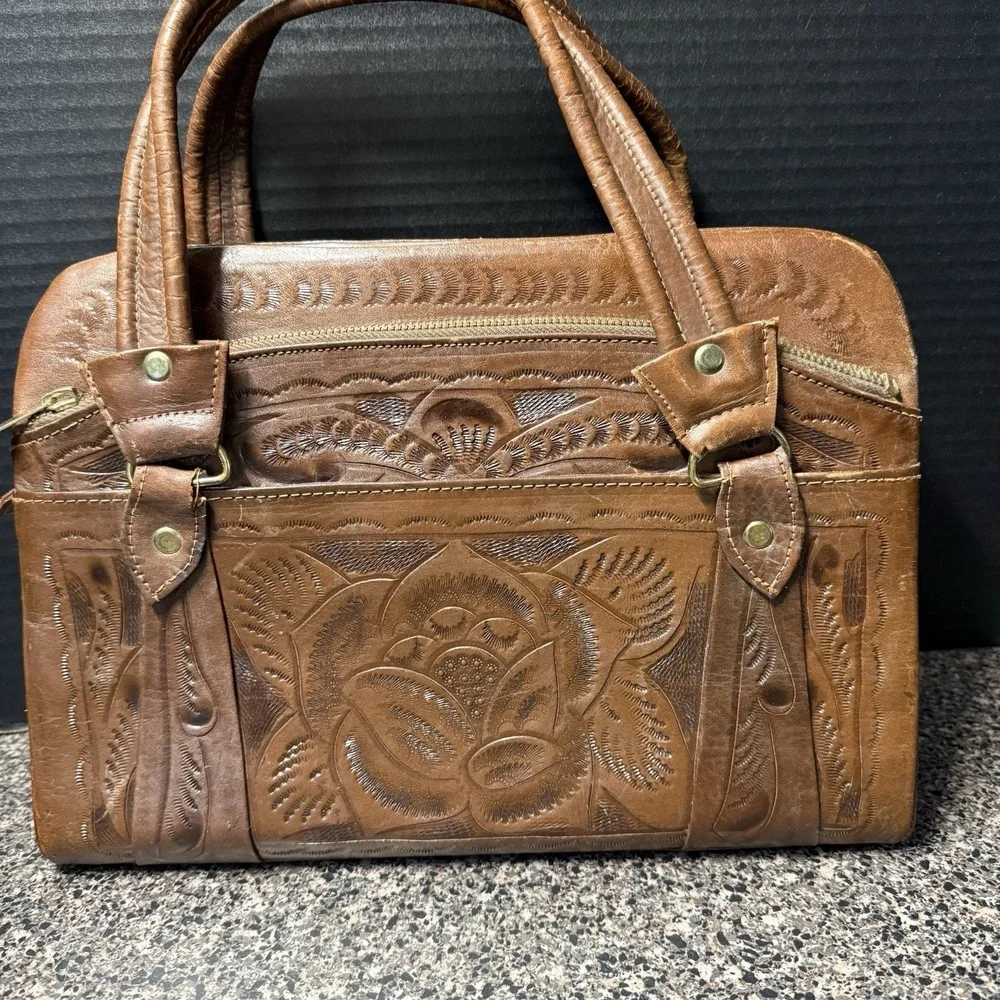 Vintage 80s Flores Bags Genuine‎ Leather Hand Tooled Satchel Purse Goat Mexico